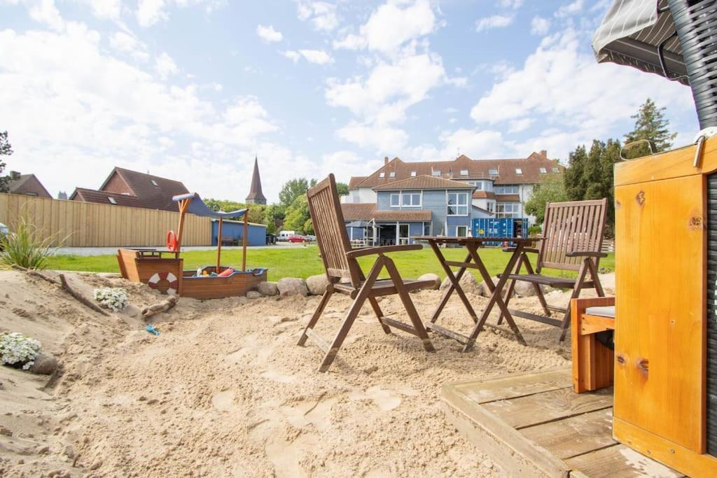 Ferienwohnungen Fehmarn Mit Parkplatz In Petersdorf Exteriér fotografie